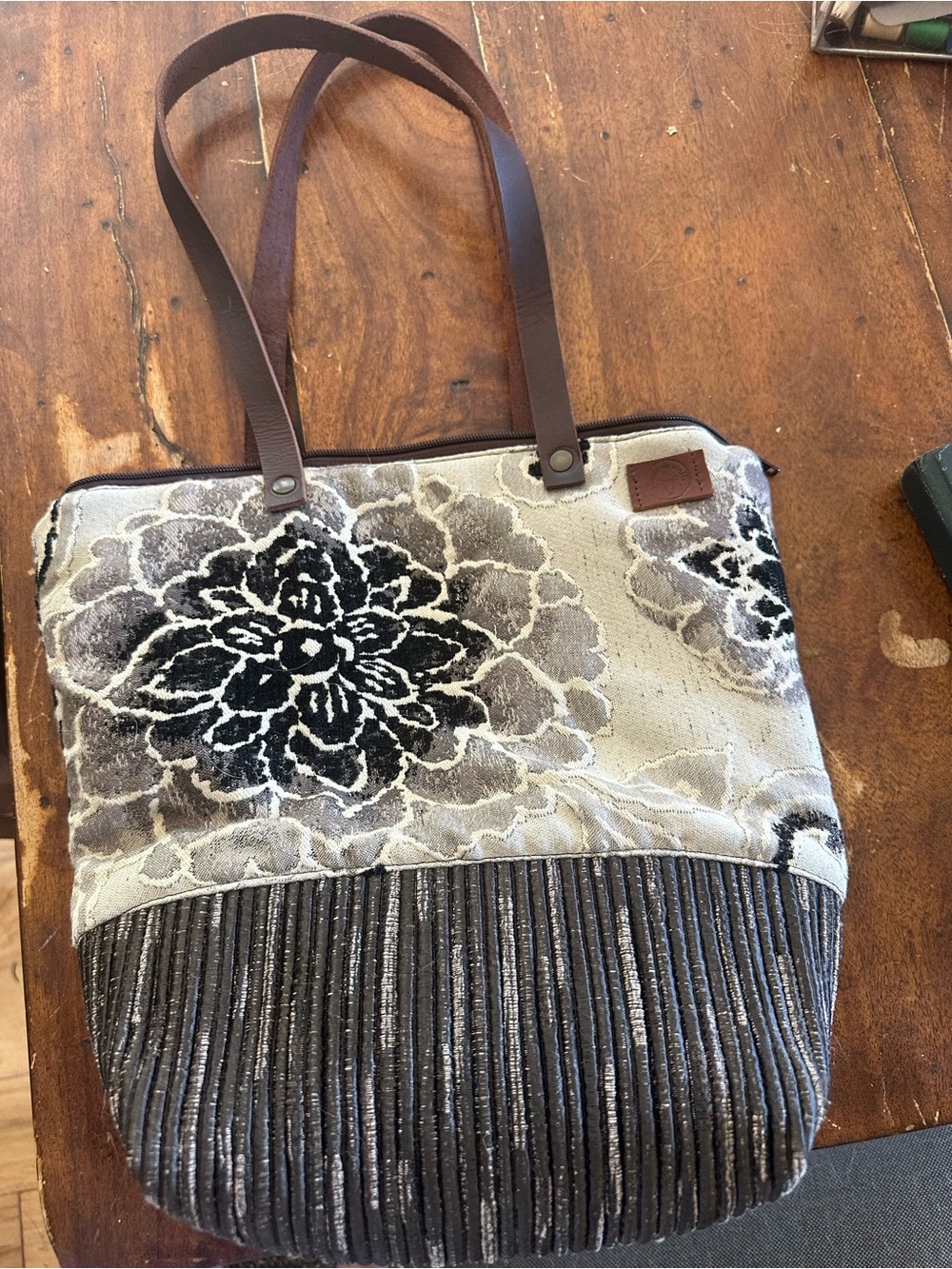 Shoulder bag